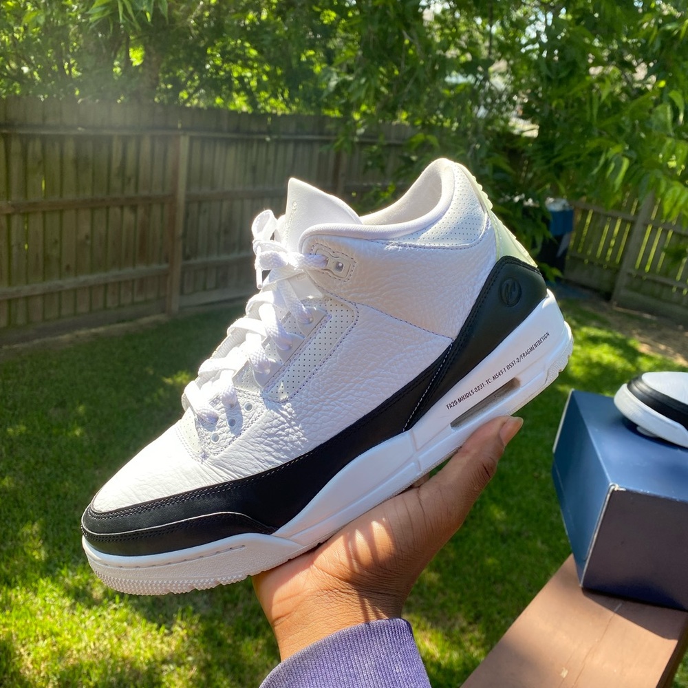 S O L D 📦